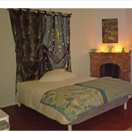 Le Moulin Aux Chandelles 2, Vacances & W-e, Vues Riviere, Montagne & Ville, Tout Confort Deconnecte, Eclairage Bougies, Connexions A 200m Au Centre Le Vigan Gite Les Amoureux De L'arre, Randonnee Chemin De Saint-guilhem-le-desert, Lire Profil Avant R * Le Vigan (Gard)