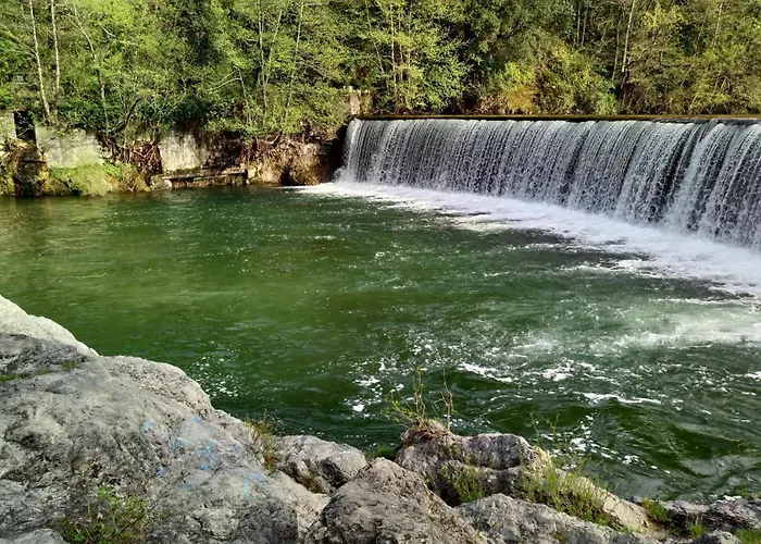 Appartement Le Moulin Aux Chandelles 2, Vacances & W-e, Vues Riviere, Montagne & Ville, Tout Confort Deconnecte, Eclairage Bougies, Connexions A 200m Au Centre Le Vigan Gite Les Amoureux De L'arre, Randonnee Chemin De Saint-guilhem-le-desert, Lire Profil Avant R Le Vigan (Gard)